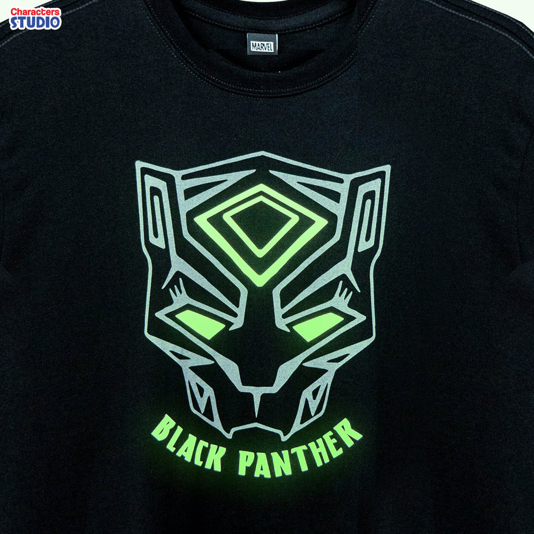 Marvel Men Black Panther Glow In The Dark (ทรง Relax)T-Shirt - เสื้อยืดแบล็คแพนเธอร์ เทคนิคเรืองแสงในที่มืด ทรงรีแลค