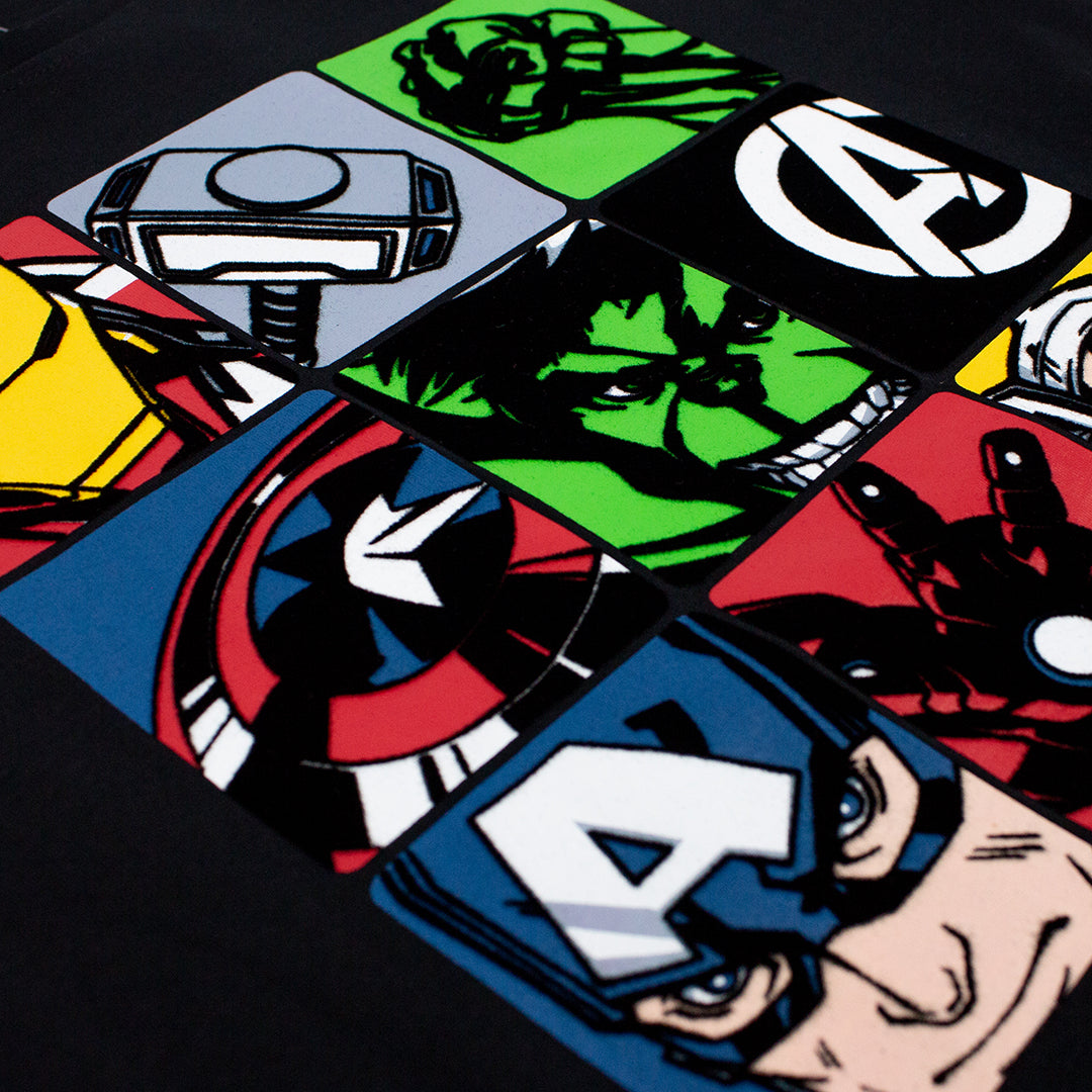Avengers Men Flock Print T Shirt - เสื้อยืดผู้ชายลายอเวนเจอร์
