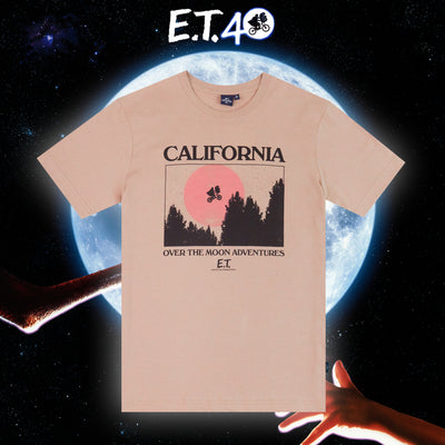 Universal Studios Men E.T. The Extra-Terrestrial T-Shirt - เสื้อยืดผู้ชายยูนิเวอร์แซล สตูดิโอ E.T. 40 Years