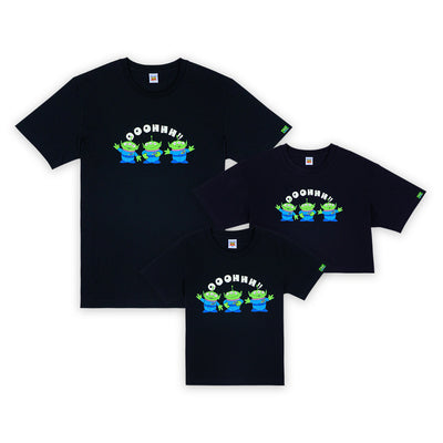 Disney Toy Story Green Man Family Men Women Crop & Kids T-Shirt -เสื้อยืดครอบครัวดิสนีย์ ทอย สตอรี่ เอเลี่ยน ผู้ชาย ครอปผู้หญิงและเด็ก