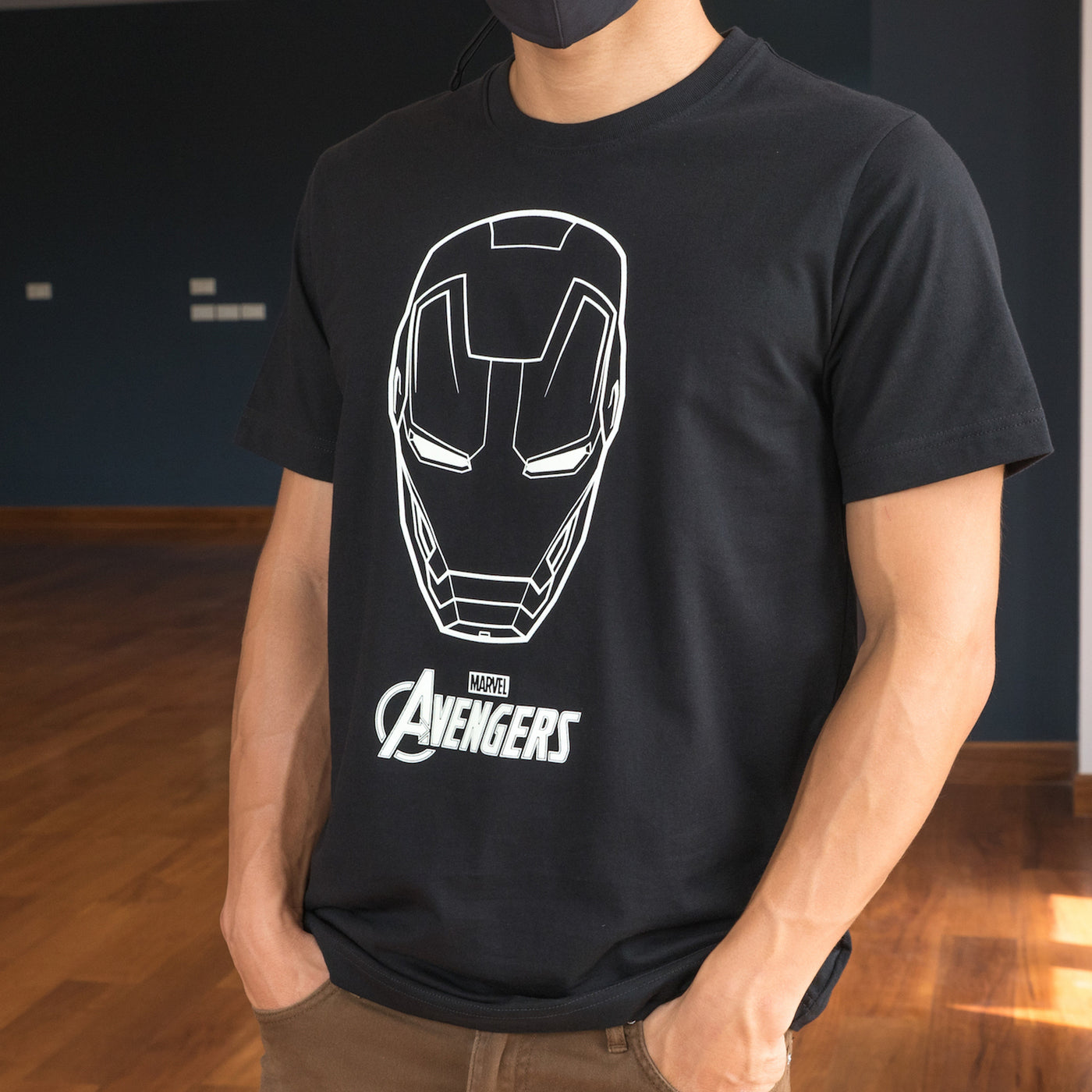 Avengers Men's Iron man glow in the dark T Shirt  - เสื้อยืดไอร่อนแมนผู้ชายเรืองแสงในที่มืด